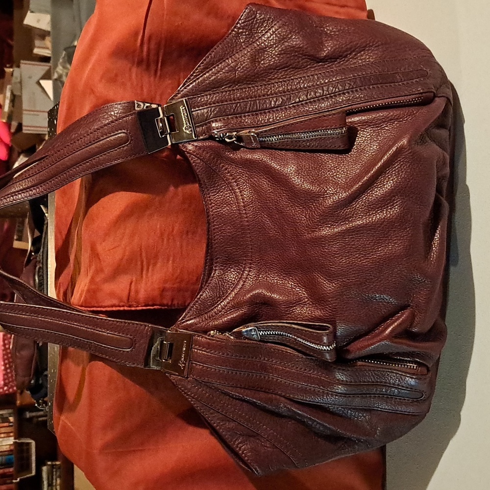 B Makowsky leather bag